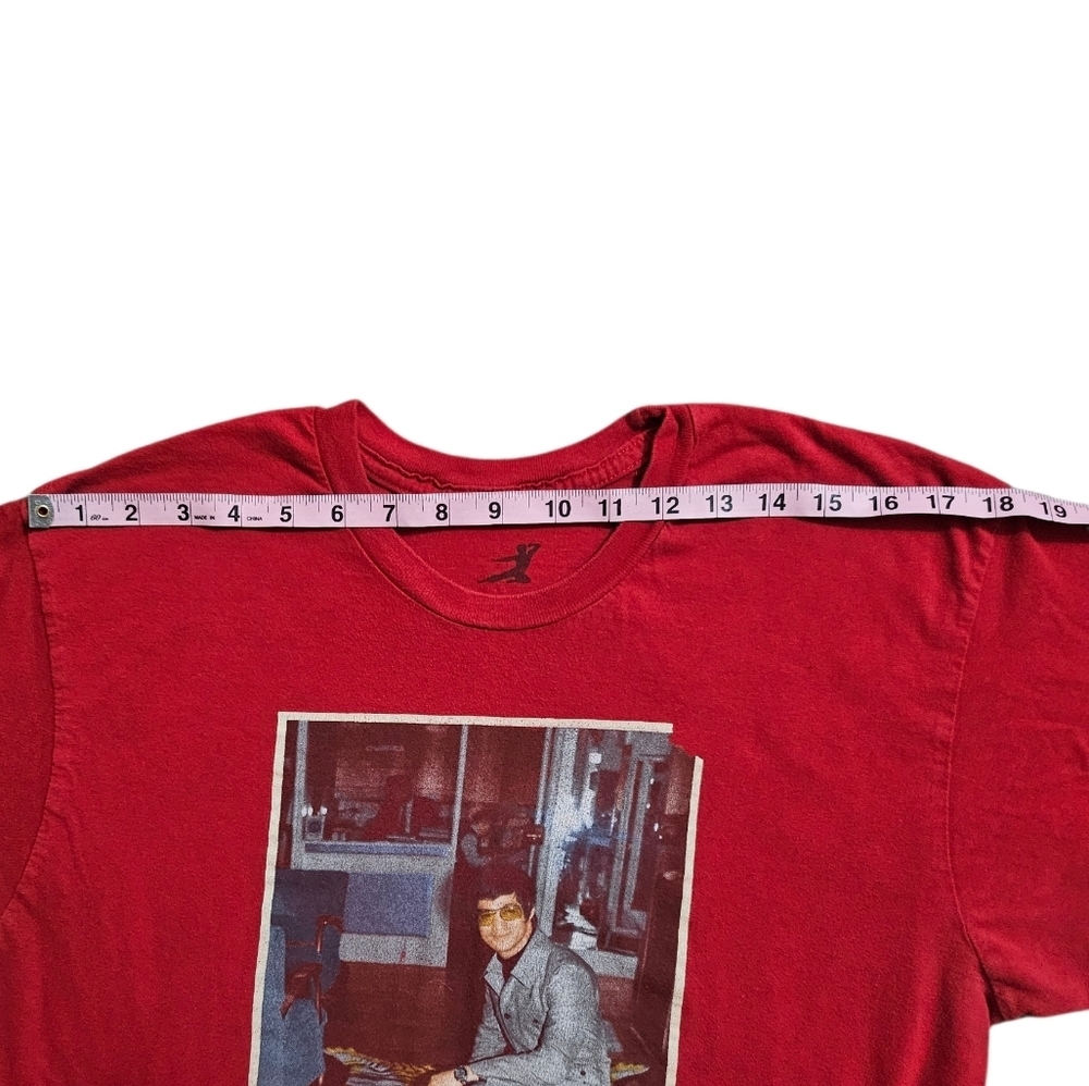 Bruce Lee Tiger Skin Rug Red Graphic T-shirt - Picture 9 of 10
